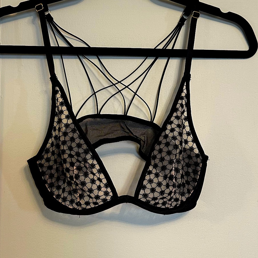 Victoria Secret Sheer Starburst Strappy Bra 34B